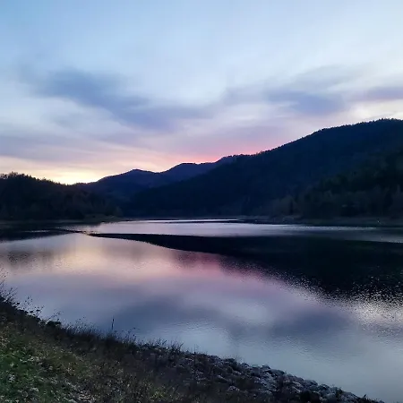 Douillet Avec Vue Panoramique A *
