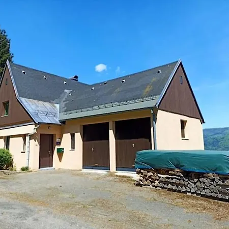 Douillet Avec Vue Panoramique A * Kruth