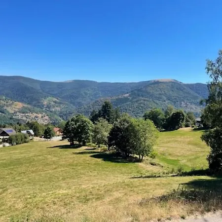 Douillet Avec Vue Panoramique A Chalet