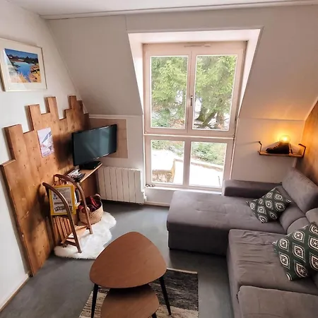 Douillet Avec Vue Panoramique A *
