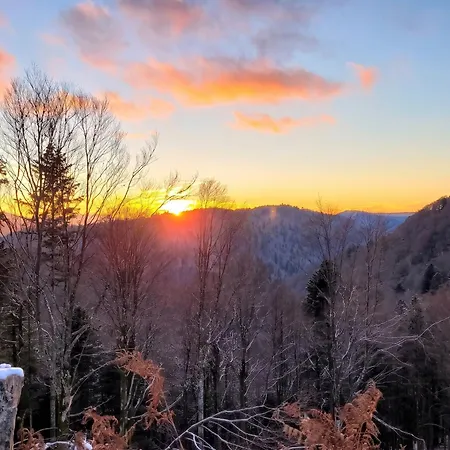 Douillet Avec Vue Panoramique A